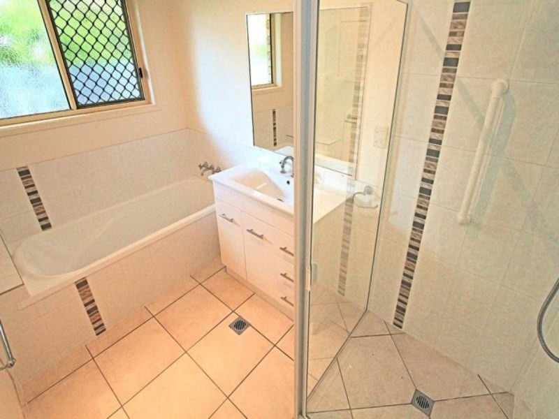 327a Denham Street Extension, West Rockhampton QLD 4700